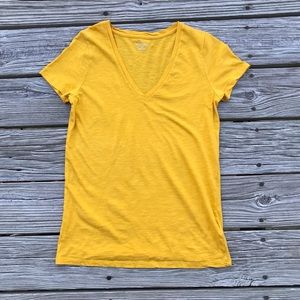 2/$10 Ladies MERONA Solid Goldish Dark Yellow Mustard V-Neck Knit Top Shirt M